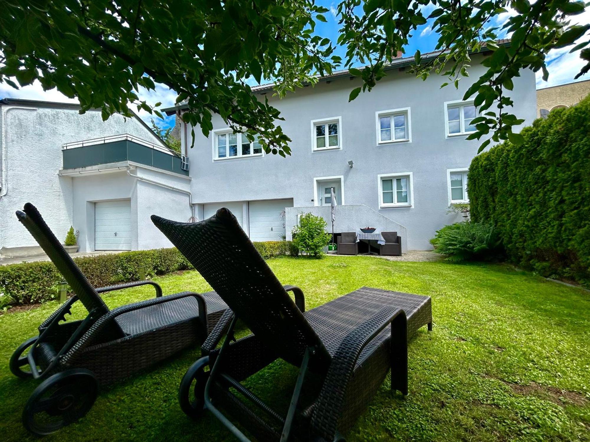 Ferienwohnung An Der Idyllischen Salzachschleife Naehe Salzburg Laufen Exterior photo